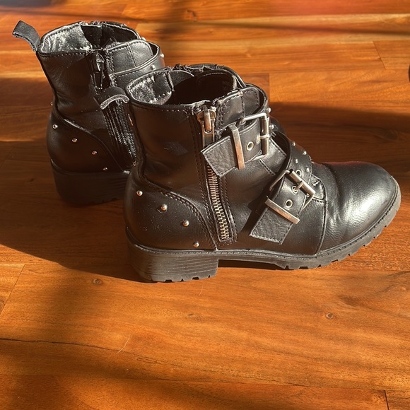 STEVE MADDEN Jheelie Studded Moto Boots, Little Girl - Picture 4 of 10